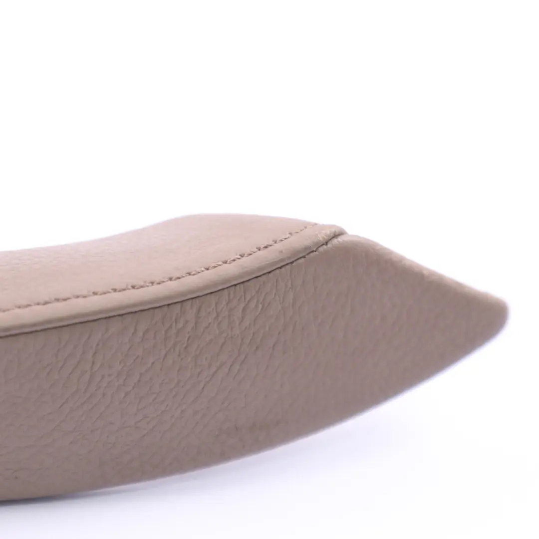 Panneau de Porte Poignée Avant Arrière Droite Tombe Cuir Camel pour BMW X5 E70 à propos du numéro de pièce 6970176 BMW X5 E70 Panneau de Porte Poignée Avant Arrière Droite Tombe Cuir Camel - SKU 6970176 - Numéro de pièce 6970176