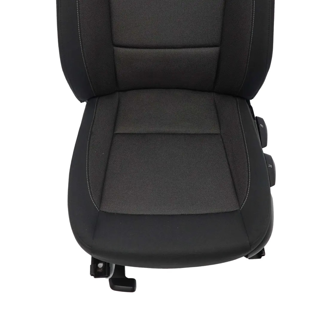 Bezug Lehne Stoff Vorne Links Sitz Network Anthrazit für BMW E87 mit Teilenummer 6970531 BMW E87 Bezug Lehne Stoff Vorne Links Sitz Network Anthrazit - SKU 6970531-3 - Teilenummer 6970531