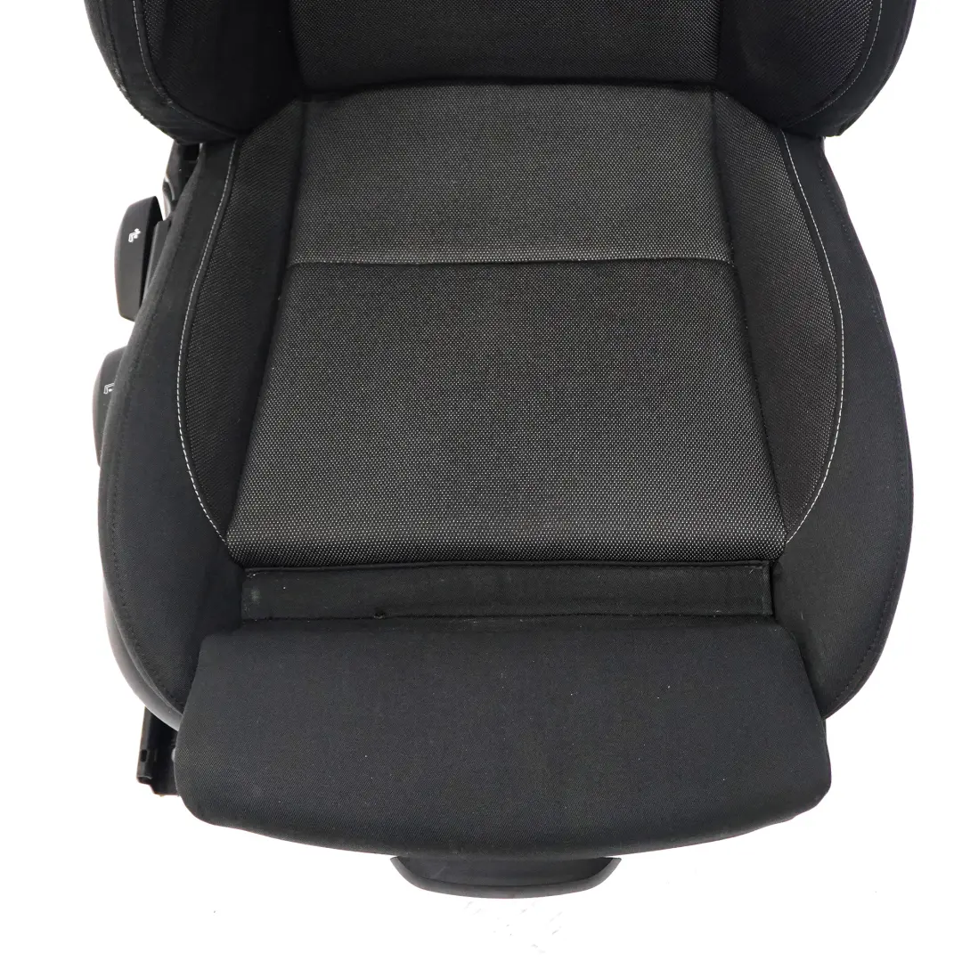 BMW E87 Tela Interior Asiento Delantero Derecho Lado Red - SKU 6970532-2 - Número de pieza 6970532