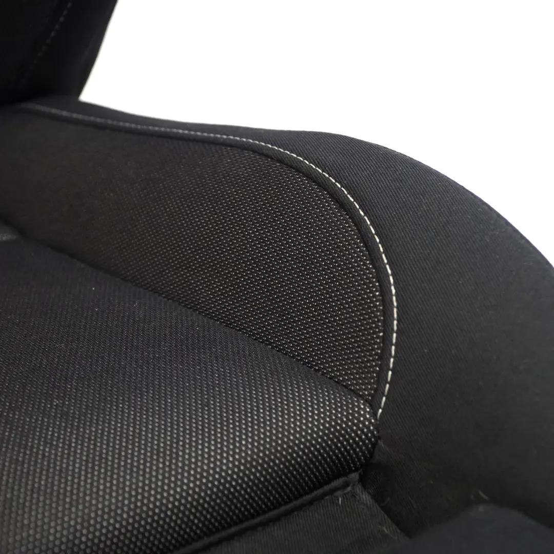 Tela Interior Asiento Delantero Derecho Lado Red para BMW E87 con número de pieza 6970532 BMW E87 Tela Interior Asiento Delantero Derecho Lado Red - SKU 6970532-2 - Número de pieza 6970532