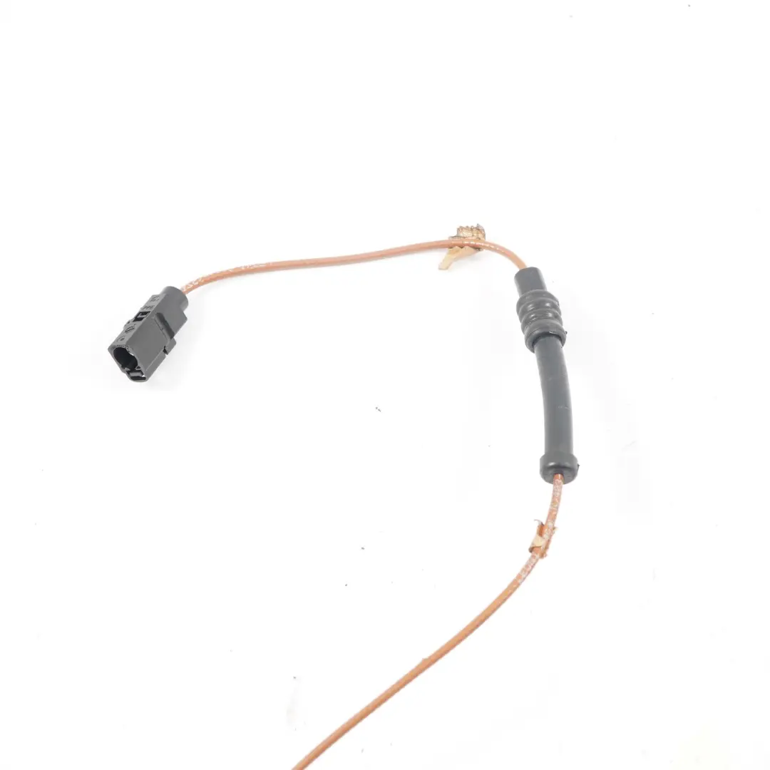 Antena parachoques traseroBMW E93 E93N LCI 2 Antena Tel?fono 6970701 para con número de pieza 9225182 Antena parachoques traseroBMW E93 E93N LCI 2 Antena Tel?fono 6970701 - SKU 6970701-2 - Número de pieza 9225182