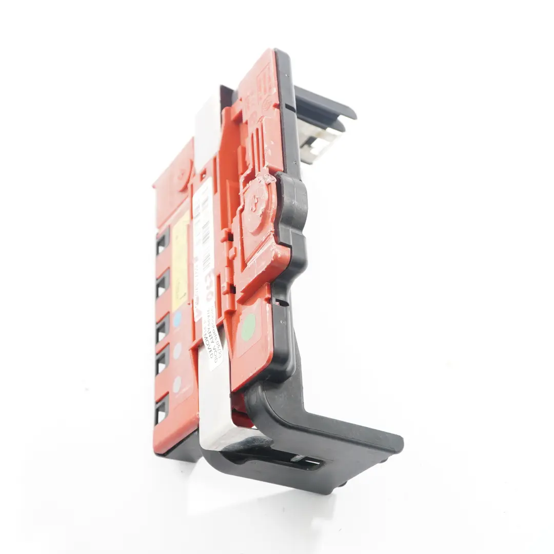 Distribution Box to BMW E81 E82 X1 E84 E87 E90 E91 E92 Power with Part number 6971370 BMW E81 E82 X1 E84 E87 E90 E91 E92 Power Distribution Box - SKU 6971370-1 - Part number 6971370