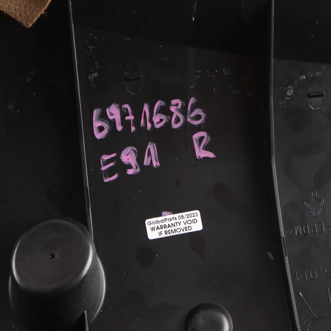 Side Finisher Rear Seat Bench Right O/S Touring Leather Beige to BMW E91 LCI with Part number 6971686 BMW E91 LCI Side Finisher Rear Seat Bench Right O/S Touring Leather Beige - SKU 6971686 - Part number 6971686