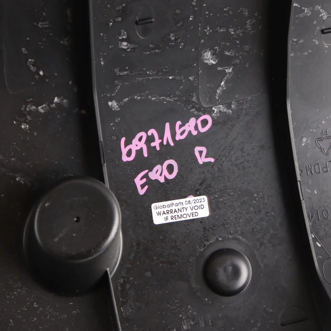 Side Finisher Rear Seat Right O/S Leather Dakota Terra 7118806 to BMW E91 with Part number 6971662 BMW E91 Side Finisher Rear Seat Right O/S Leather Dakota Terra 7118806 - SKU 6971690 - Part number 6971662