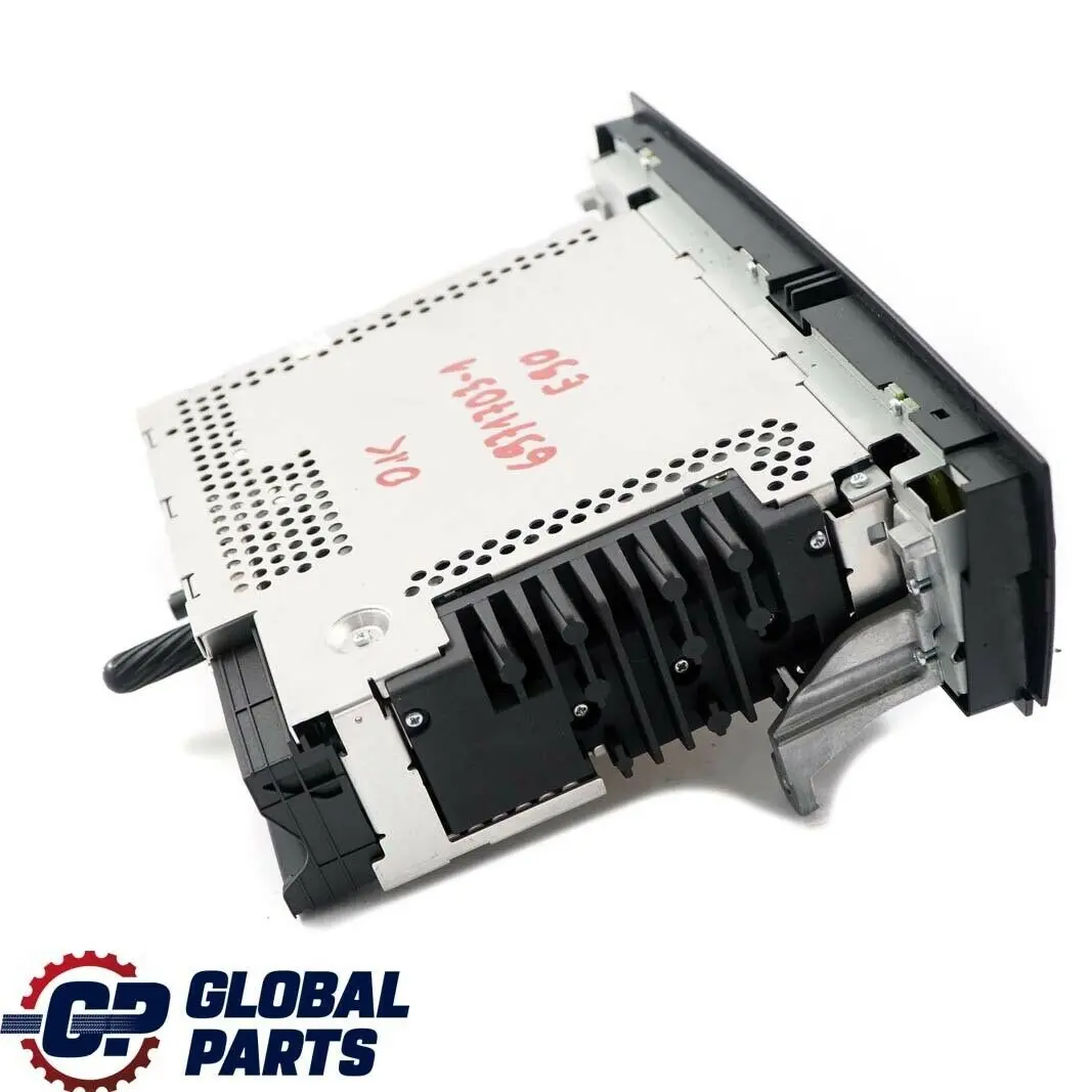 Radio Professional CD Player 6512 to BMW 3 Series 1 E90 with Part number 6971703 BMW 3 Series 1 E90 Radio Professional CD Player 6512 - SKU 6971703-1 - Part number 6971703