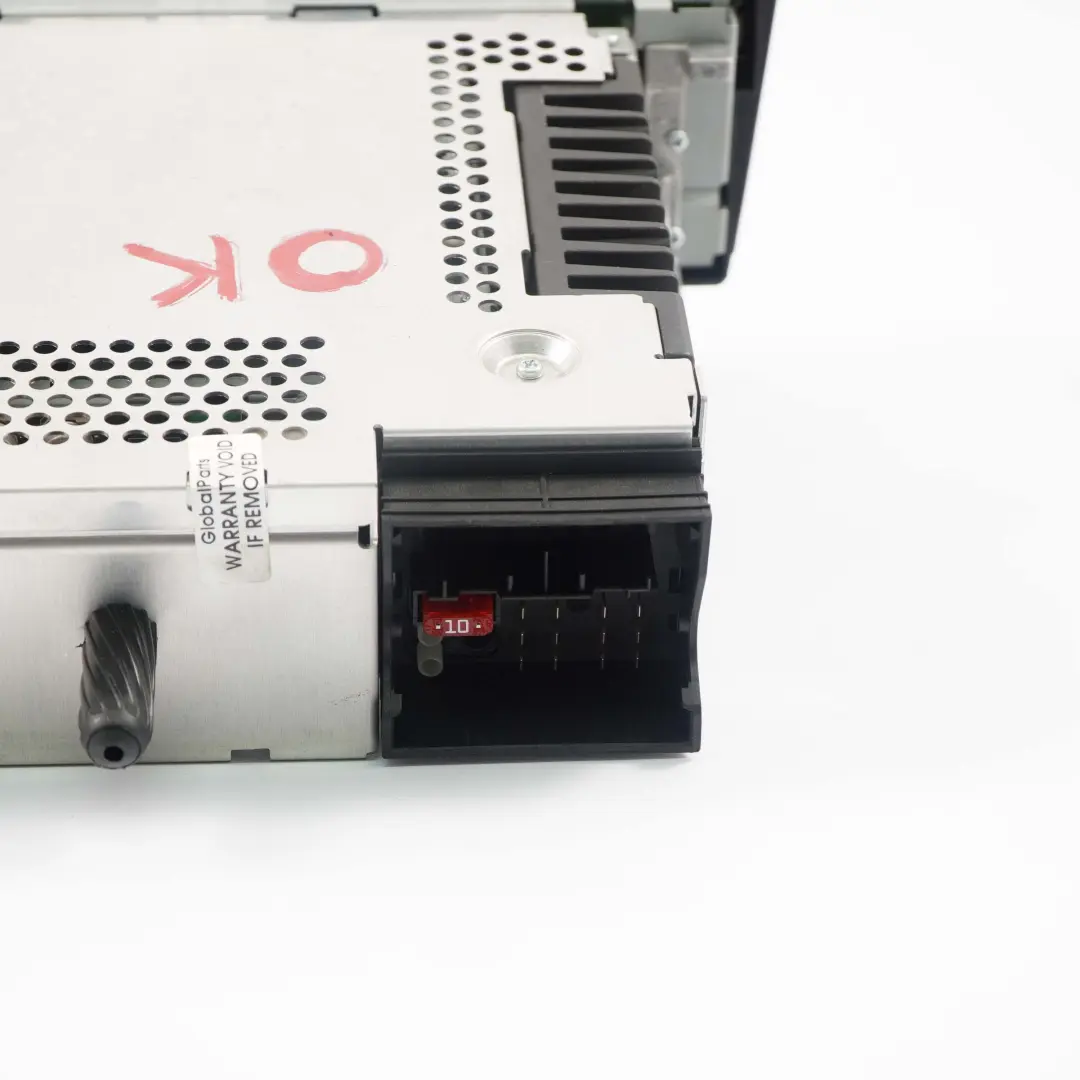 Radio Professional CD-Player 6512 für BMW 3 er E90 mit Teilenummer 6971703 BMW 3 er E90 Radio Professional CD-Player 6512 - SKU 6971703 - Teilenummer 6971703