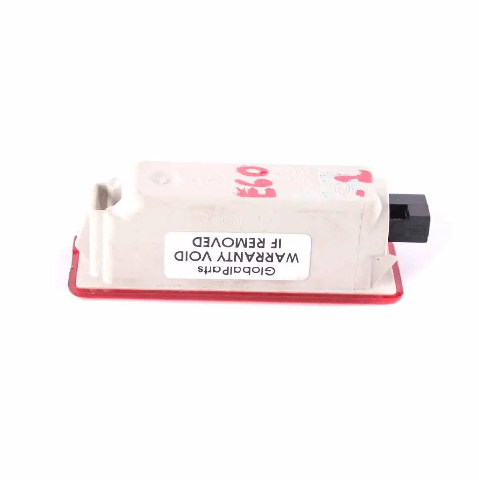 Wewnętrzna Lampka Drzwi Czerwona do BMW E60 E61 E81 E87 E90 F22 o numerze 6972605 BMW E60 E61 E81 E87 E90 F22 Wewnętrzna Lampka Drzwi Czerwona - SKU 6972605-2 - Numer Części 6972605