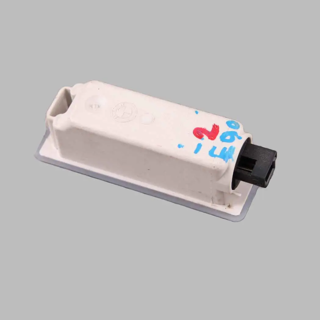 Zestaw lampek Oświetlenia Wnętrza do BMW E60 E81 E87 E90 F10 F20 F30 o numerze 6972605 BMW E60 E81 E87 E90 F10 F20 F30 Zestaw lampek Oświetlenia Wnętrza - SKU 6972605-4 - Numer Części 6972605