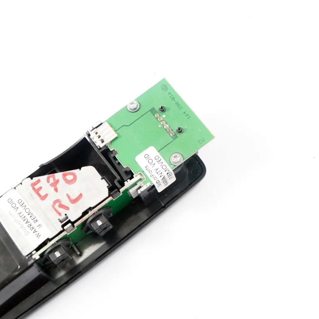 Lampe de lecture interieure arriere gauche garniture de toit pour BMW X5 E70 à propos du numéro de pièce 6972971 BMW X5 E70 Lampe de lecture interieure arriere gauche garniture de toit - SKU 6972971-1 - Numéro de pièce 6972971