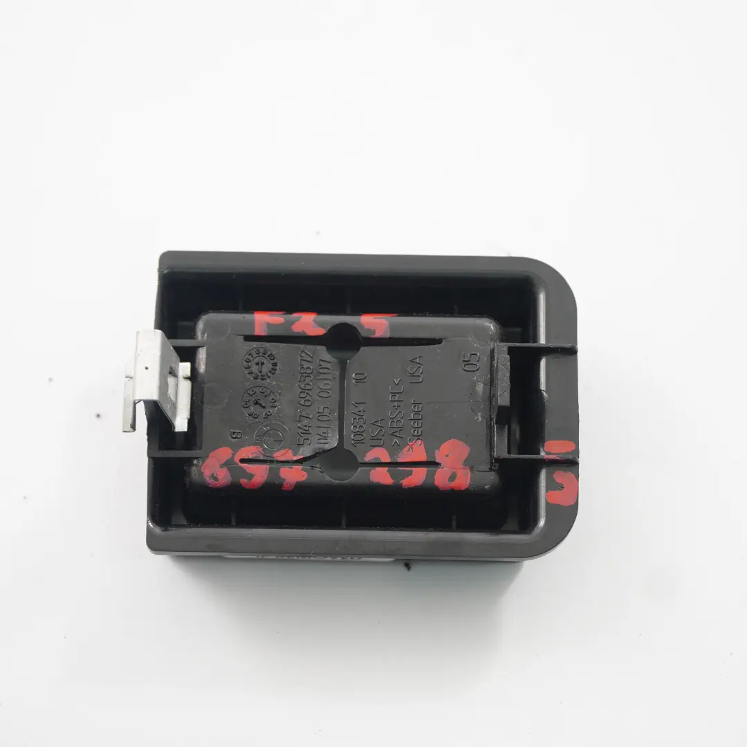 BMW X3 F25 X5 E70 Mocowanie Uchwyt Podłogi Bagażnika 6963872 - SKU 6972985 - Numer Części 6972985