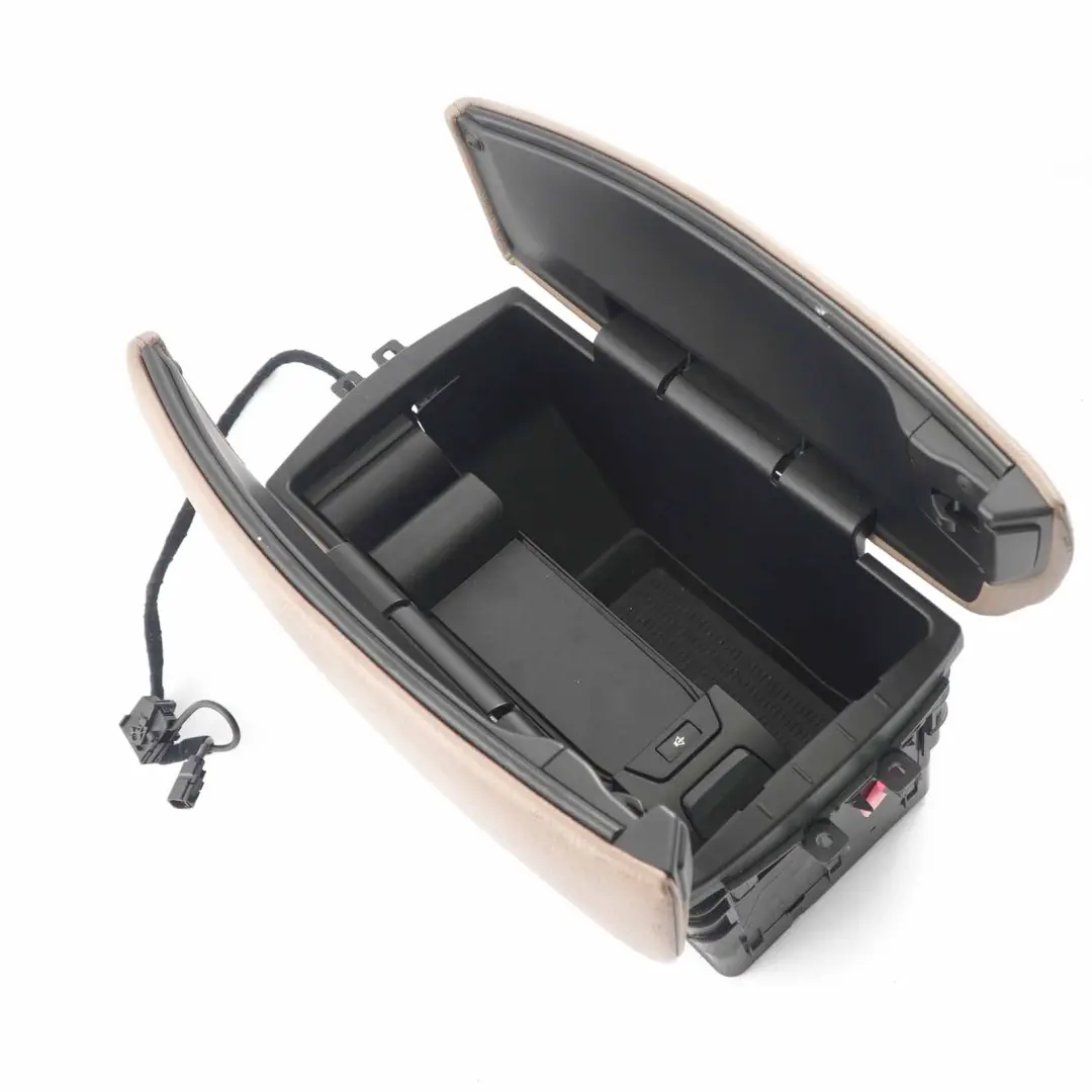 Apoyabrazos Delantero Medio Consola Central Teléfono Cuero Camel para BMW X5 E70 con número de pieza 6973471 BMW X5 E70 Apoyabrazos Delantero Medio Consola Central Teléfono Cuero Camel - SKU 6973471 - Número de pieza 6973471