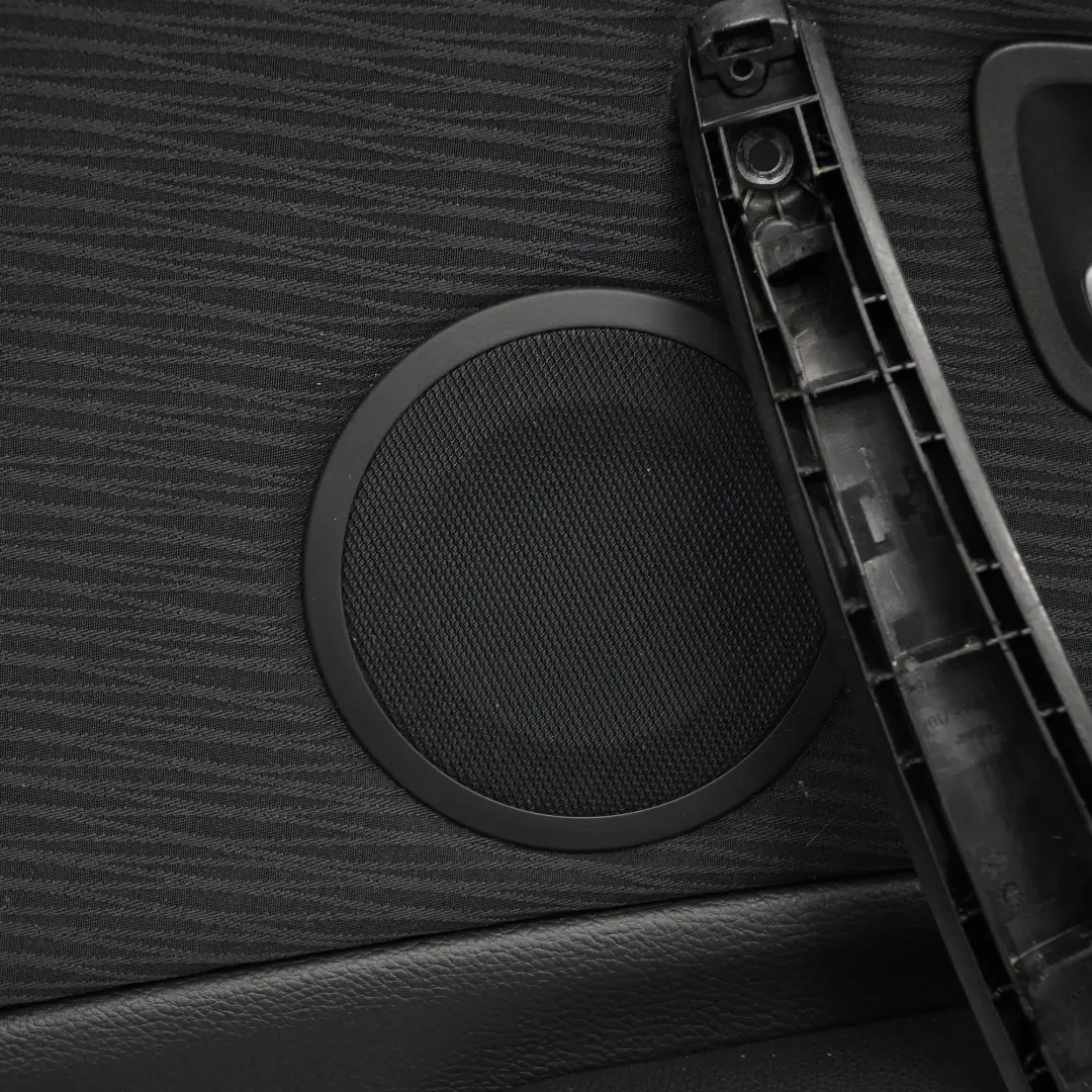 Panneau de garniture carte de porte tissu droit Elektra Anthracite pour BMW E81 E82 à propos du numéro de pièce 6975324 BMW E81 E82 Panneau de garniture carte de porte tissu droit Elektra Anthracite - SKU 6975324-1 - Numéro de pièce 6975324