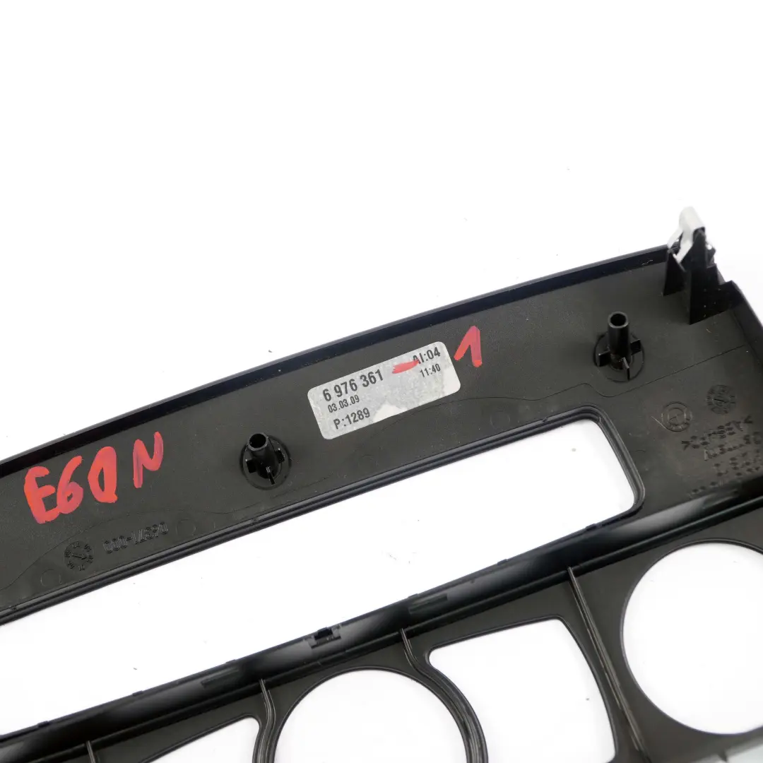 Cadre Tableau Bord Central Panneau Recouvrement pour BMW E60 E61 LCI à propos du numéro de pièce 6976361 BMW E60 E61 LCI Cadre Tableau Bord Central Panneau Recouvrement - SKU 6976361-1 - Numéro de pièce 6976361