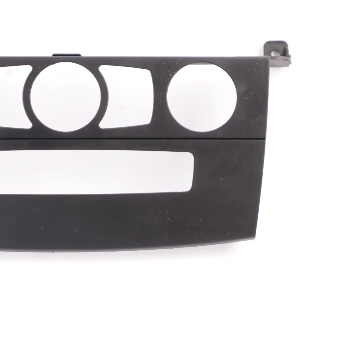 Cubierta Panel Centro Salpicadero Marco Negro para BMW E60 E61 LCI con número de pieza 6976361 BMW E60 E61 LCI Cubierta Panel Centro Salpicadero Marco Negro - SKU 6976361-2 - Número de pieza 6976361