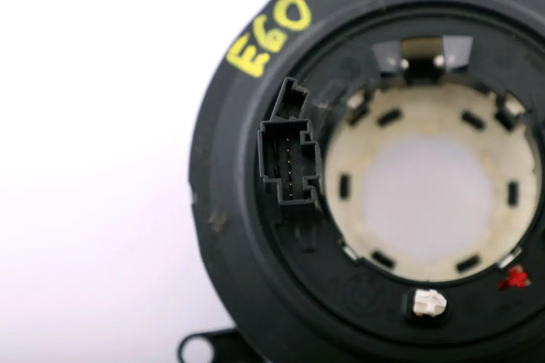 Sprężyna Śrubowa Kolumna Kierownicza do BMW E60 E61 E63 E64 o numerze 6976394 BMW E60 E61 E63 E64 Sprężyna Śrubowa Kolumna Kierownicza - SKU 6976394 - Numer Części 6976394