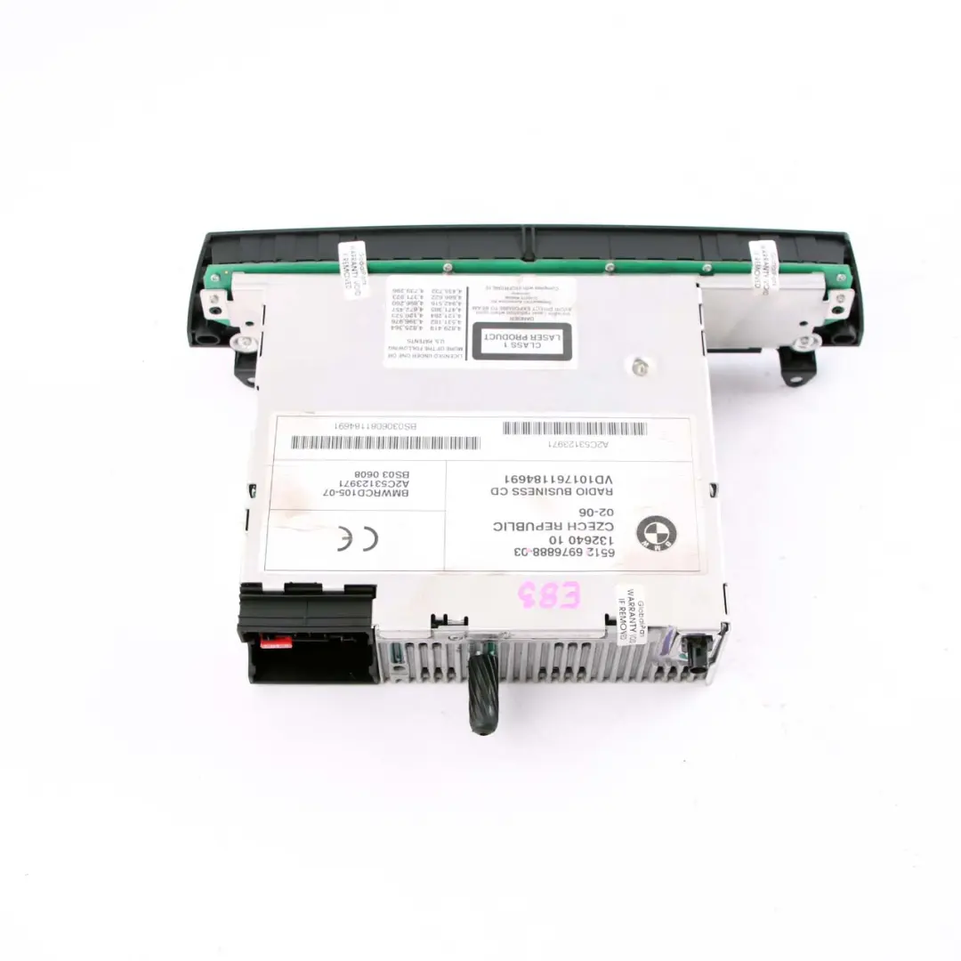 Radio Business CD do BMW X3 E83 o numerze 6976888 BMW X3 E83 Radio Business CD - SKU 6976888 - Numer Części 6976888