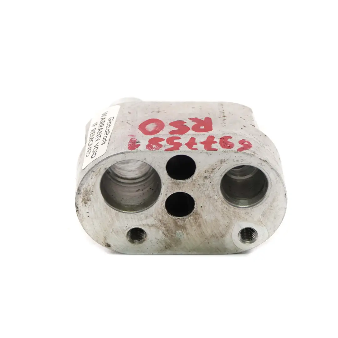 Adaptador Valvula Expansion Evaporador para Mini Cooper R50 R52 R53 con número de pieza 6977581 Mini Cooper R50 R52 R53 Adaptador Valvula Expansion Evaporador - SKU 6977581 - Número de pieza 6977581