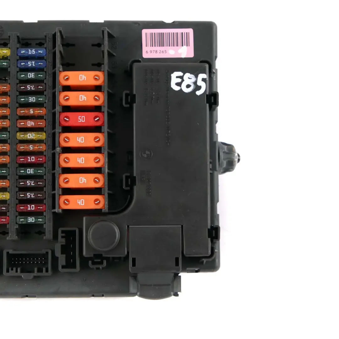 Interior Fuse Box to BMW Z4 Series E85 E86 1 Roadster with Part number 6978265 BMW Z4 Series E85 E86 1 Roadster Interior Fuse Box - SKU 6978265-1 - Part number 6978265