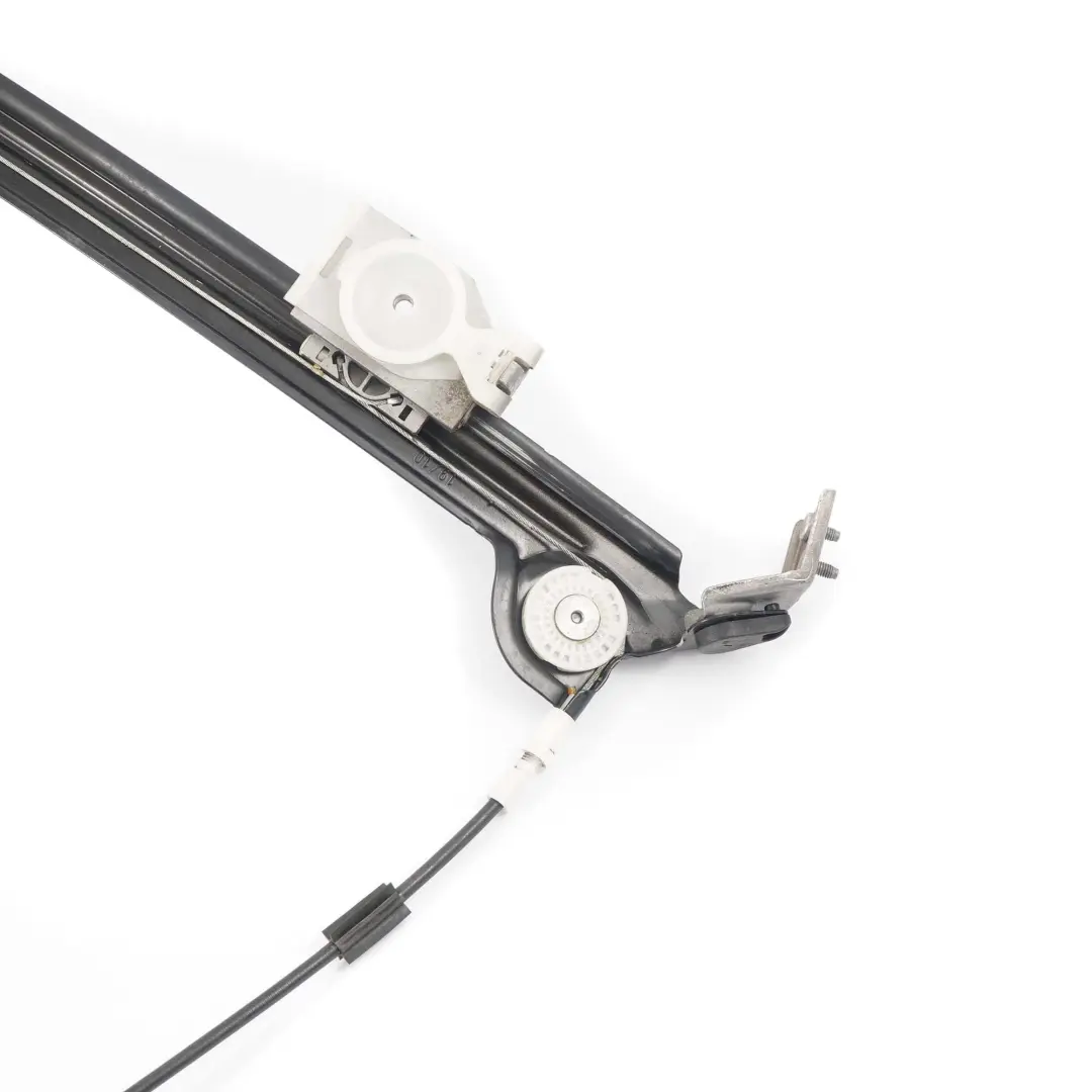 Conduit Leve-vitre avant Gauche 6762 pour BMW E81 E82 E88 à propos du numéro de pièce 6978845 BMW E81 E82 E88 Conduit Leve-vitre avant Gauche 6762 - SKU 6978845-2 - Numéro de pièce 6978845