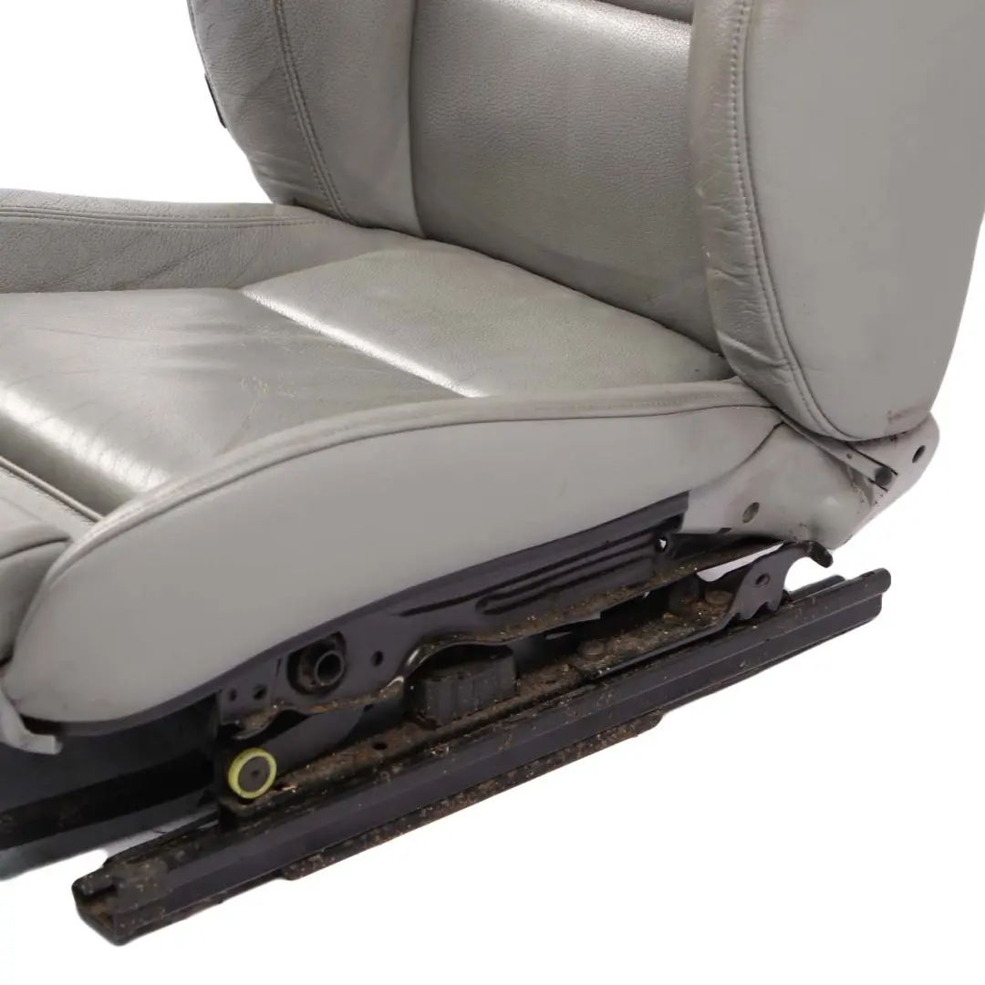 Front Seat BMW E92 Coupe Right O/S Electrical Leather Dakota Grau Grey to with Part number 6978876 Front Seat BMW E92 Coupe Right O/S Electrical Leather Dakota Grau Grey - SKU 6978876 - Part number 6978876