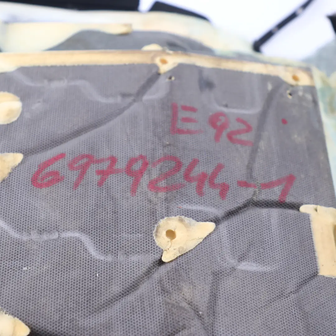 Sitzbezug vorne links rechts Sport Verkleidung Stoff Leder Schwarz für BMW E92 mit Teilenummer 6979244 BMW E92 Sitzbezug vorne links rechts Sport Verkleidung Stoff Leder Schwarz - SKU 6979244-1 - Teilenummer 6979244