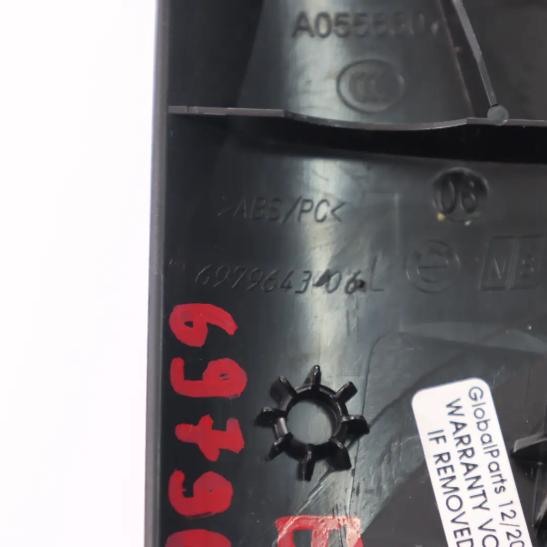 Rivestimento Sedile Esterno Sinistro 6979643 per BMW E81 E87 E90 E92 con numero di parte 6979646 BMW E81 E87 E90 E92 Rivestimento Sedile Esterno Sinistro 6979643 - SKU 6979645-1 - Numero di parte 6979646