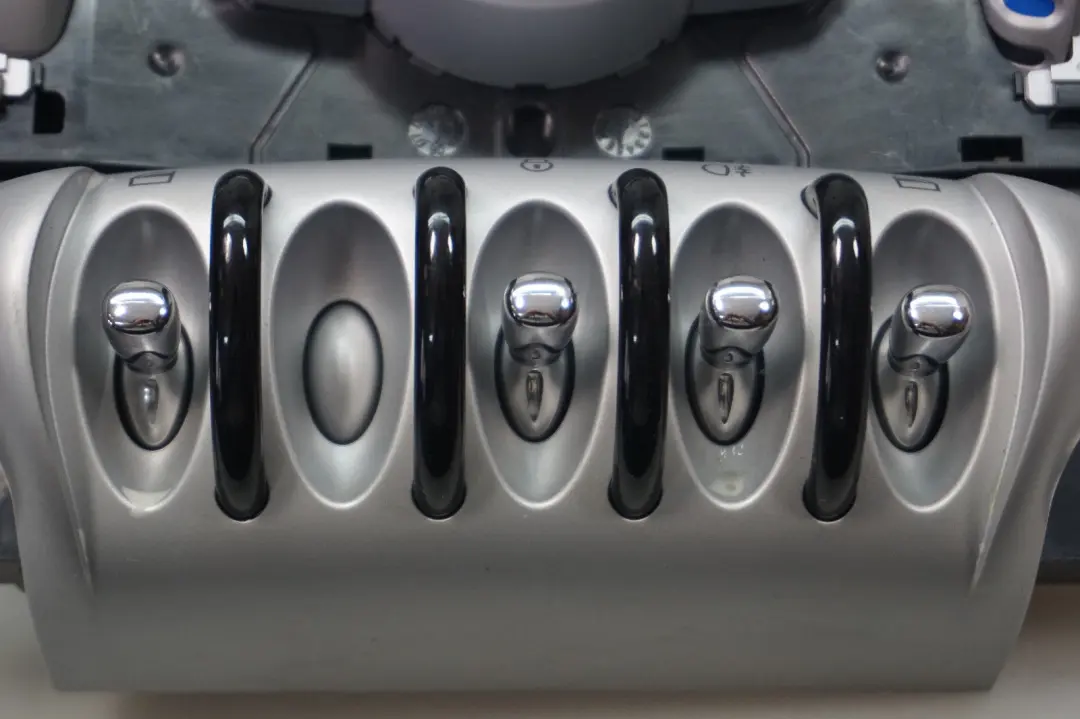 Heater Control Unit Switch 3452271 to BMW Mini Cooper One 5 R56 with Part number 69797002 BMW Mini Cooper One 5 R56 Heater Control Unit Switch 3452271 - SKU 69797002-5 - Part number 69797002