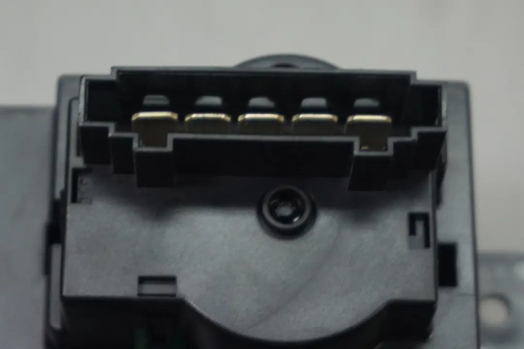 Heater Control Unit Switch 3452271 to BMW Mini Cooper One 5 R56 with Part number 69797002 BMW Mini Cooper One 5 R56 Heater Control Unit Switch 3452271 - SKU 69797002-5 - Part number 69797002