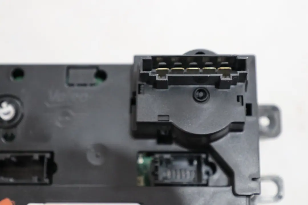 Mini Cooper One 9 R56 Air Conditioning Heater Control Unit Switch 69797002 - SKU 69797002-9 - Part number 3454855