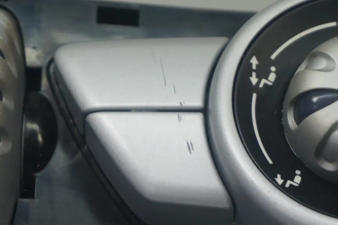 Interruptor De La Unidad De Control del Calentador 3452271 para Mini One R56 con número de pieza 69797002 Mini One R56 Interruptor De La Unidad De Control del Calentador 3452271 - SKU 69797002 - Número de pieza 69797002