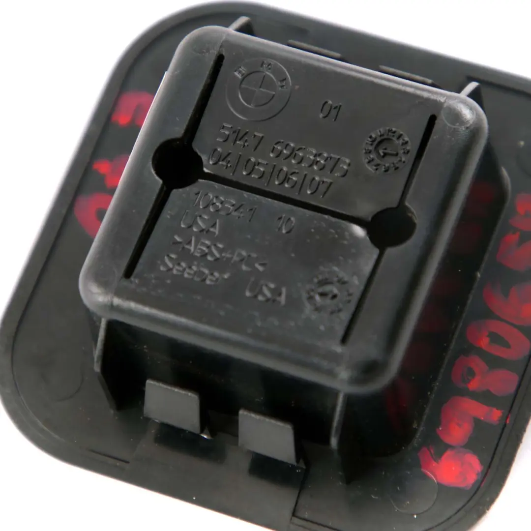 Coperchio Bagagliaio Posteriore Pannello Fissaggio Loop Nero 6963873 per BMW X5 E70 con numero di parte 6980659 BMW X5 E70 Coperchio Bagagliaio Posteriore Pannello Fissaggio Loop Nero 6963873 - SKU 6980659 - Numero di parte 6980659