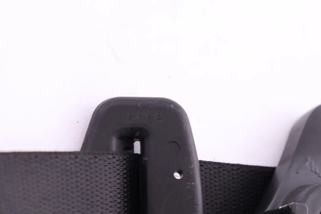 BMW E88 Limitador De Fuerza Cinturon Delantero Superior Izquierdo Negro - SKU 6981475 - Número de pieza 6981475