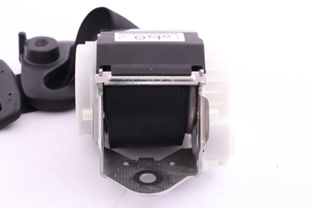 Limitador De Fuerza Cinturon Delantero Superior Izquierdo Negro para BMW E88 con número de pieza 6981475 BMW E88 Limitador De Fuerza Cinturon Delantero Superior Izquierdo Negro - SKU 6981475 - Número de pieza 6981475