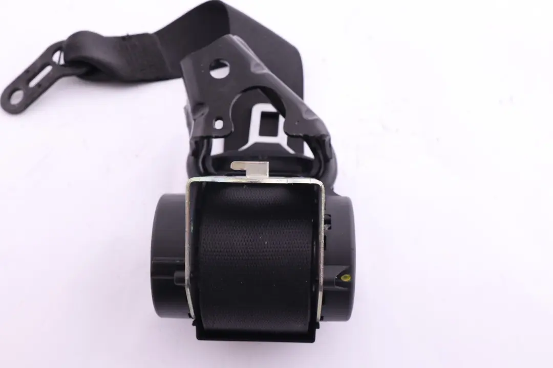 Belt Upper Rear Right O/S to BMW 1 Series E88 Convertible Cabrio Seat with Part number 6981480 BMW 1 Series E88 Convertible Cabrio Seat Belt Upper Rear Right O/S - SKU 6981480 - Part number 6981480