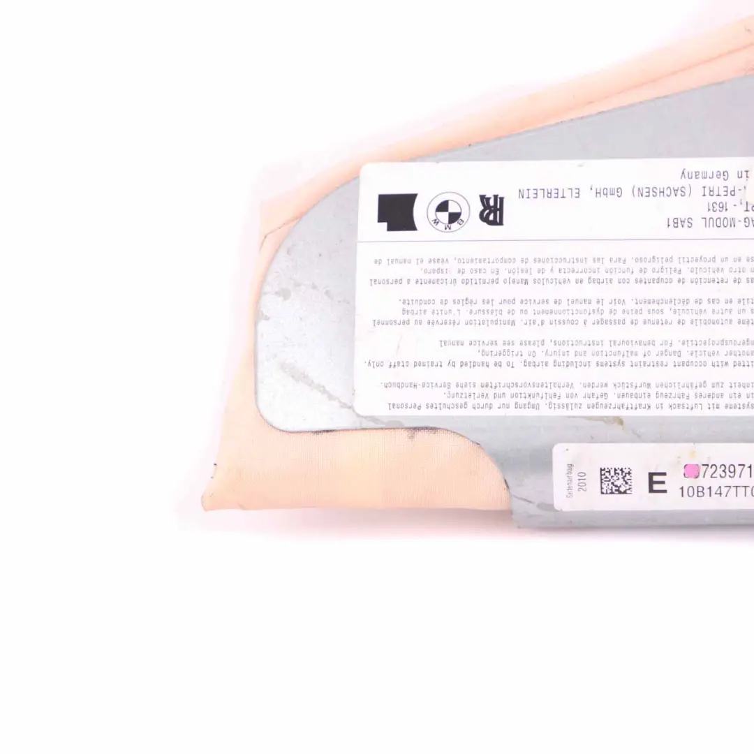 Poduszka Powietrzna Airbag Fotela Prawy Przód 7239718 do BMW F10 F11 o numerze 6981788 BMW F10 F11 Poduszka Powietrzna Airbag Fotela Prawy Przód 7239718 - SKU 6981788 - Numer Części 6981788