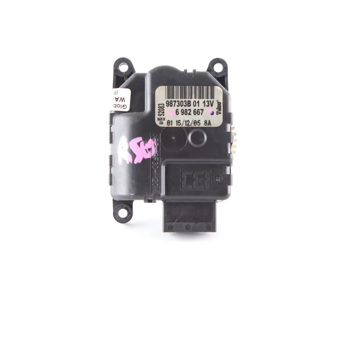 Actuator Air Distribution Flap Motor Heater to Mini Cooper One R50 R52 R53 with Part number 6982667 Mini Cooper One R50 R52 R53 Actuator Air Distribution Flap Motor Heater - SKU 6982667 - Part number 6982667