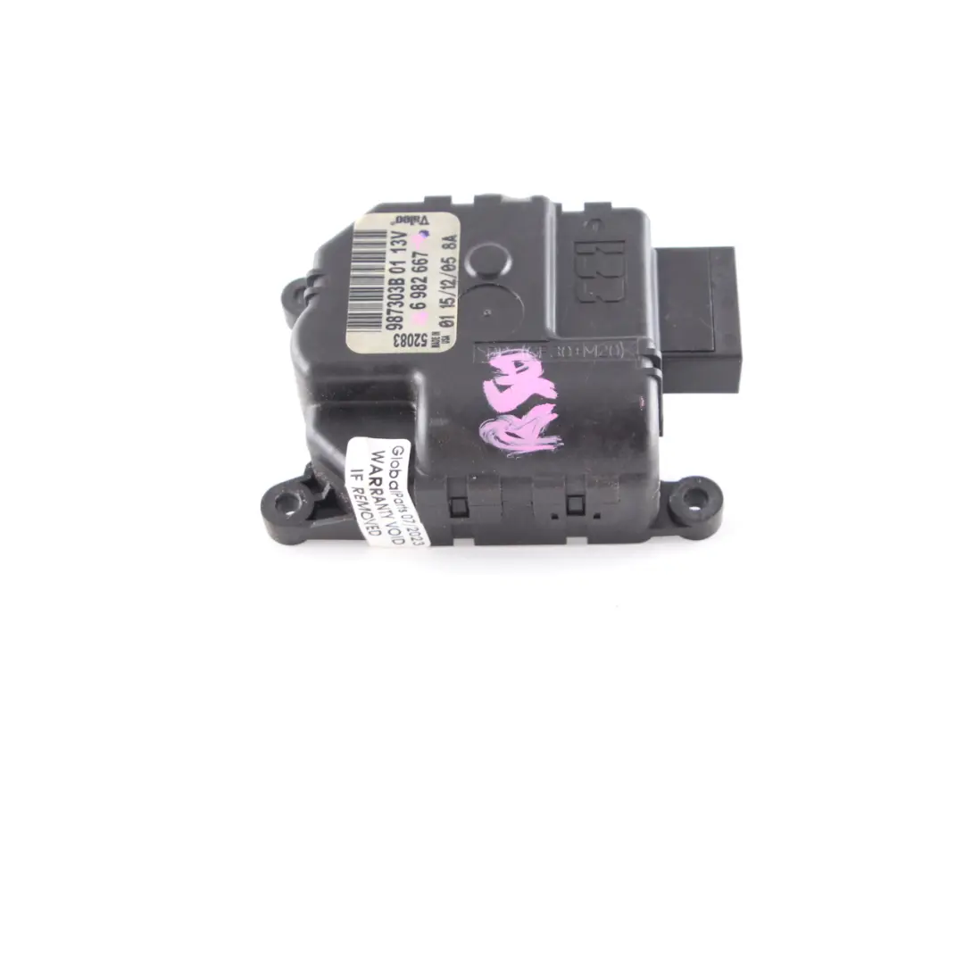 Actuator Air Distribution Flap Motor Heater to Mini Cooper One R50 R52 R53 with Part number 6982667 Mini Cooper One R50 R52 R53 Actuator Air Distribution Flap Motor Heater - SKU 6982667 - Part number 6982667