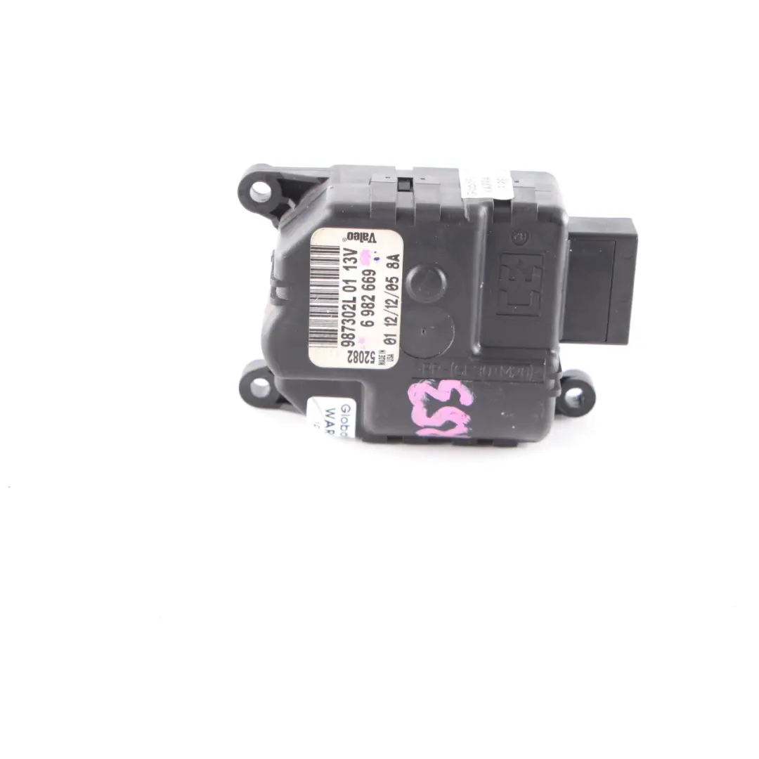 Actionneur ventilateur chauffage Moteur Contrôle température pour Mini R50 R52 R53 à propos du numéro de pièce 6982669 Mini R50 R52 R53 Actionneur ventilateur chauffage Moteur Contrôle température - SKU 6982669 - Numéro de pièce 6982669