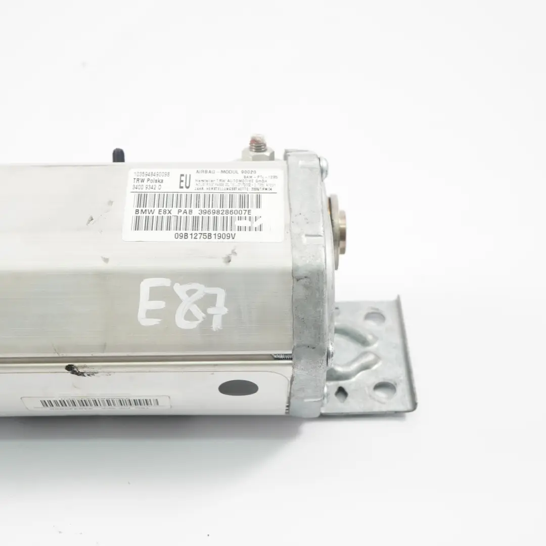 Poduszka Powietrzna Pasażera Airbag Przód Przednia do BMW E81 E87 E88 o numerze 6982860 BMW E81 E87 E88 Poduszka Powietrzna Pasażera Airbag Przód Przednia - SKU 6982860-1 - Numer Części 6982860