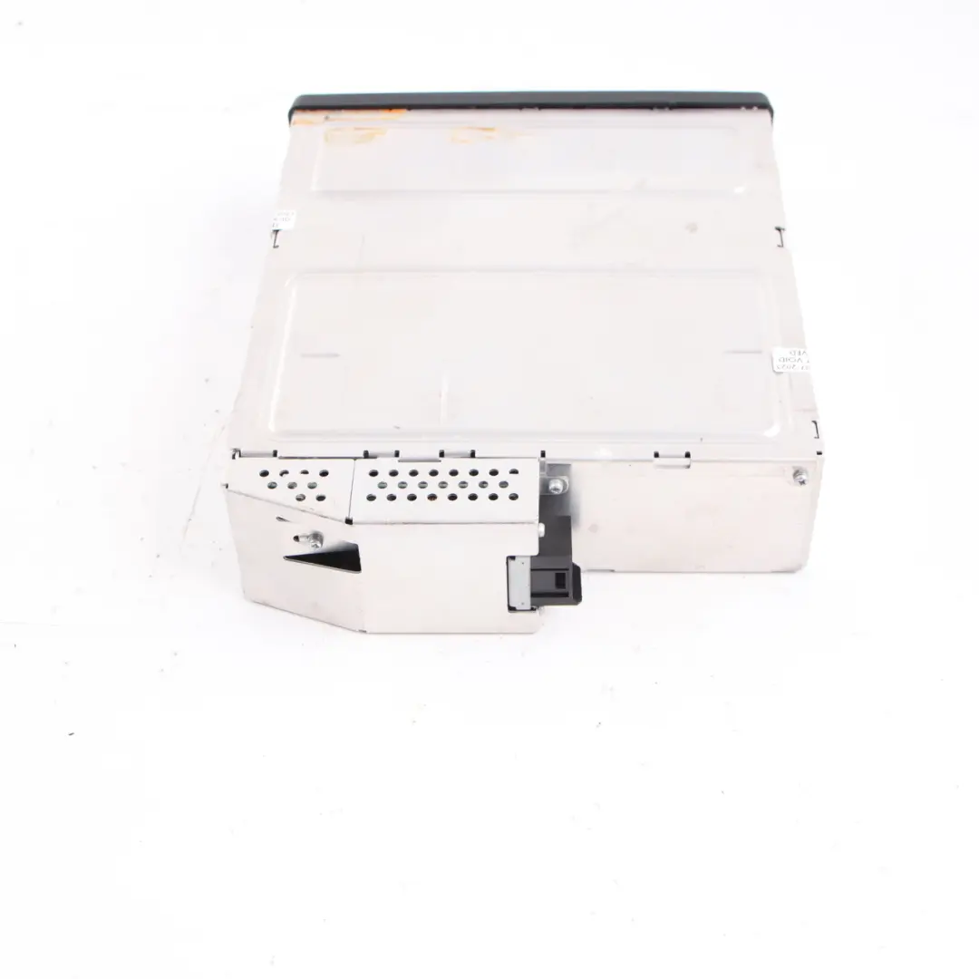 Changer BMW E60 E61 E63 Compact 6-Disc Changer Without Magazine to CD with Part number 6983338 CD Changer BMW E60 E61 E63 Compact 6-Disc Changer Without Magazine - SKU 6983338 - Part number 6983338