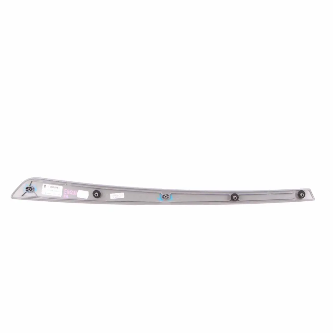 Garniture decorative de porte avant droite Spacegrau Grey pour BMW E60 LCI à propos du numéro de pièce 6983766 BMW E60 LCI Garniture decorative de porte avant droite Spacegrau Grey - SKU 6983766 - Numéro de pièce 6983766