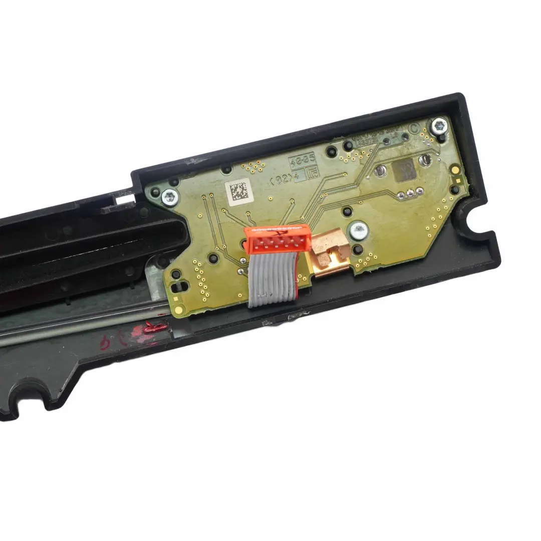 M-ASK M-Audiosystemkontroller CD Player Haupteinheit für BMW E60 E61 mit Teilenummer 6983843 BMW E60 E61 M-ASK M-Audiosystemkontroller CD Player Haupteinheit - SKU 6983843-1 - Teilenummer 6983843