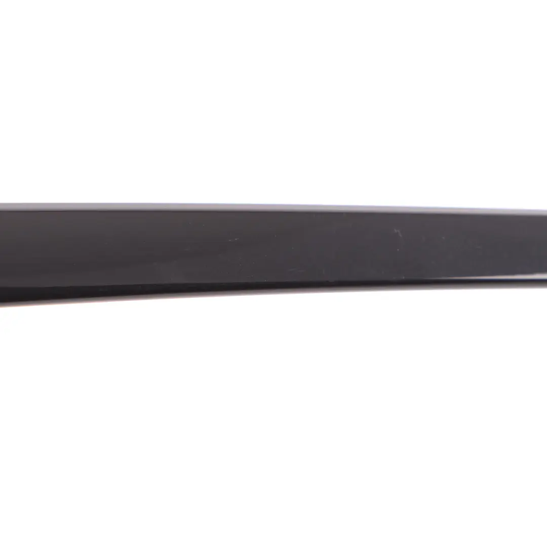 Decorative Strip Trim Puerta Trasera Derecha Diamantschwarz para BMW E60 E61 LCI con número de pieza 6984674 BMW E60 E61 LCI Decorative Strip Trim Puerta Trasera Derecha Diamantschwarz - SKU 6984674 - Número de pieza 6984674