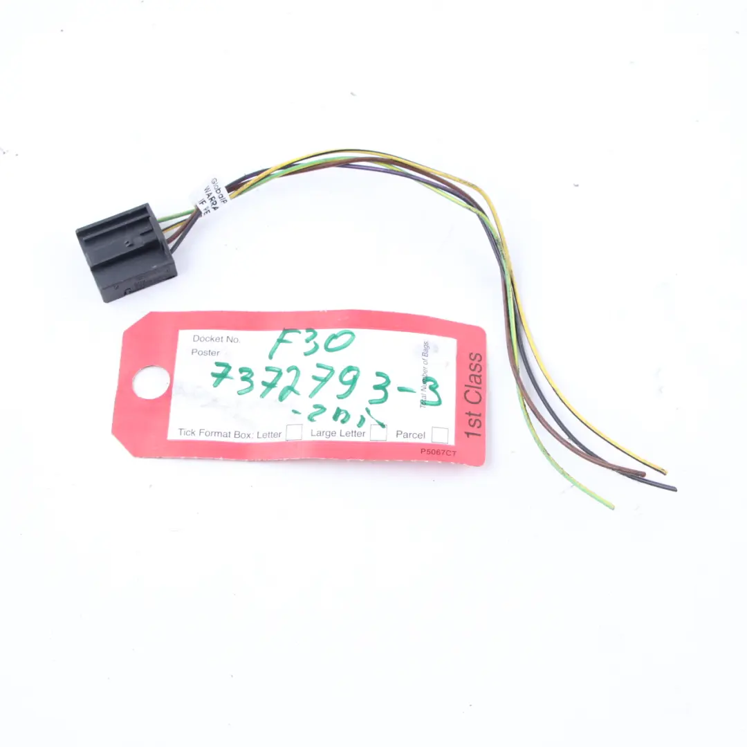 Câblage lampe arrière droite prise courant pour BMW F30 F31 F80 M3 à propos du numéro de pièce 6984746 BMW F30 F31 F80 M3 Câblage lampe arrière droite prise courant - SKU 6984746-2 - Numéro de pièce 6984746