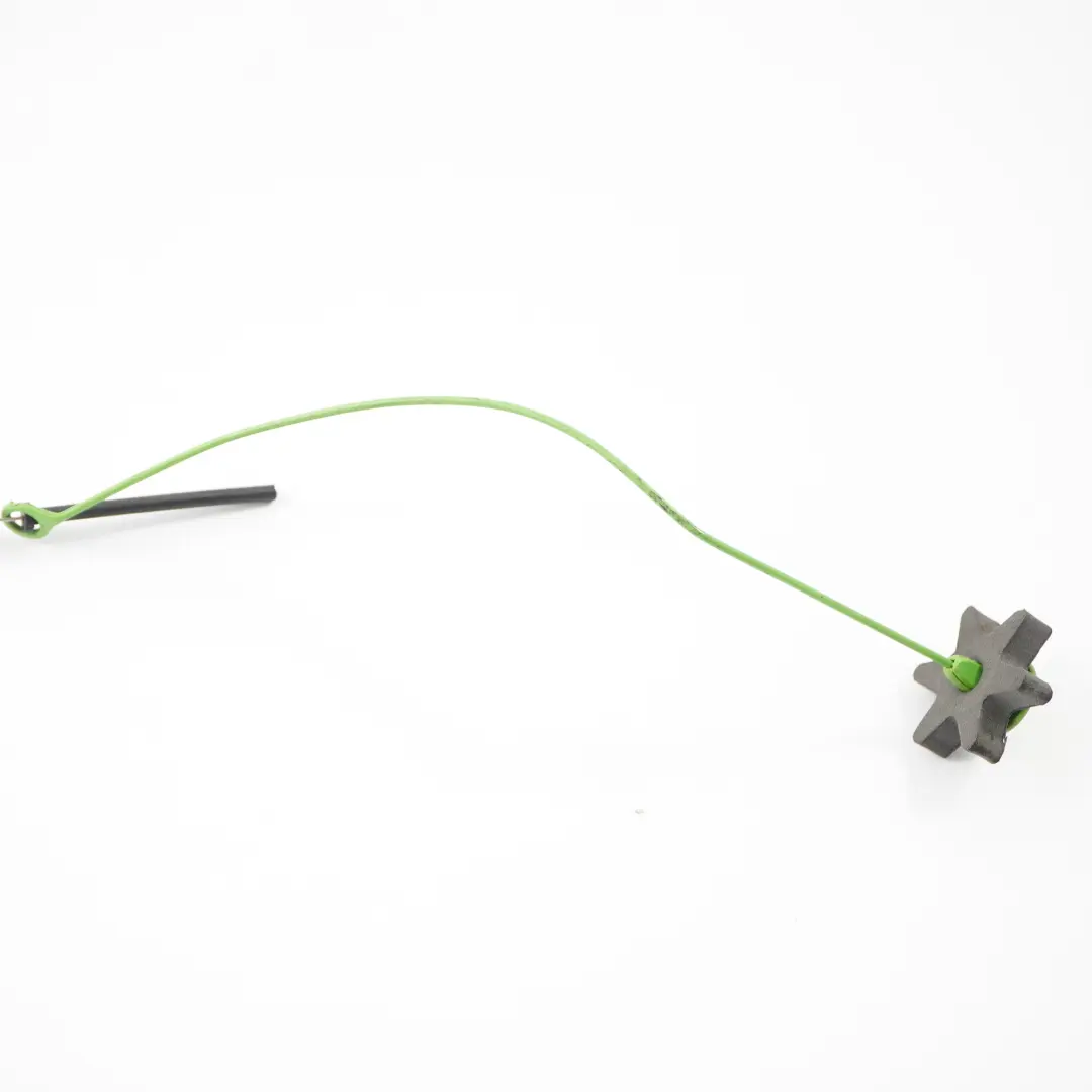 Actuador de la tapa del depósito de combustible para BMW E60 E61 LCI con número de pieza 6985878 BMW E60 E61 LCI Actuador de la tapa del depósito de combustible - SKU 6985878 - Número de pieza 6985878