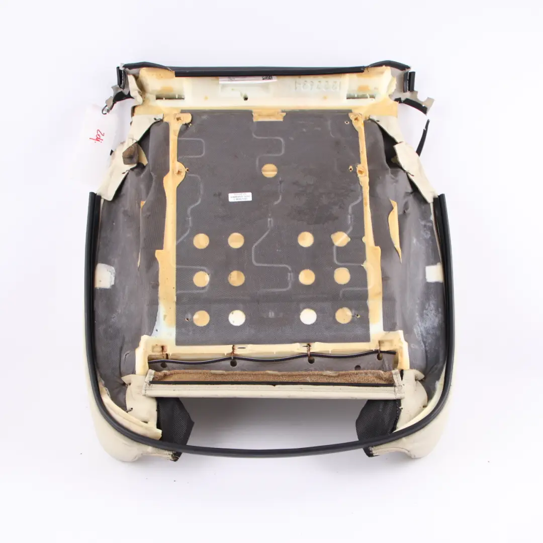 Front Left Right N/O/S Sport Seat Leather Lemon to Seat Cover BMW E90 E91 LCI with Part number 6985945 Seat Cover BMW E90 E91 LCI Front Left Right N/O/S Sport Seat Leather Lemon - SKU 6985945 - Part number 6985945