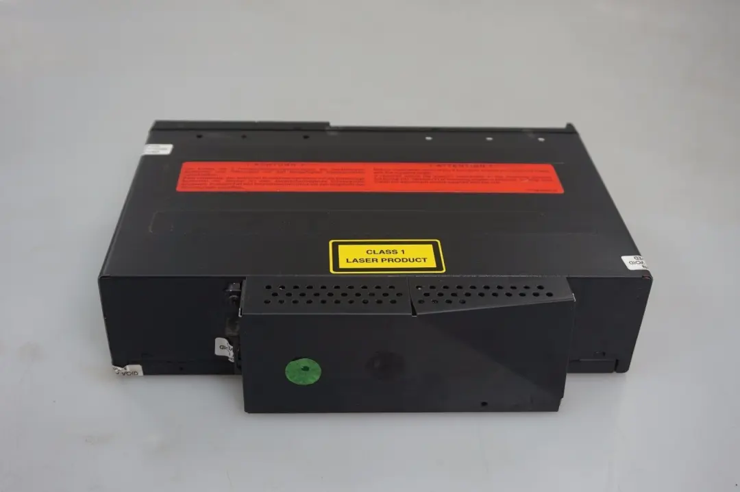 Cargador CD 6 Discos Con Cargador para BMW E81 E87 E90 E91 E92 con número de pieza 6986077 BMW E81 E87 E90 E91 E92 Cargador CD 6 Discos Con Cargador - SKU 6986077-1 - Número de pieza 6986077