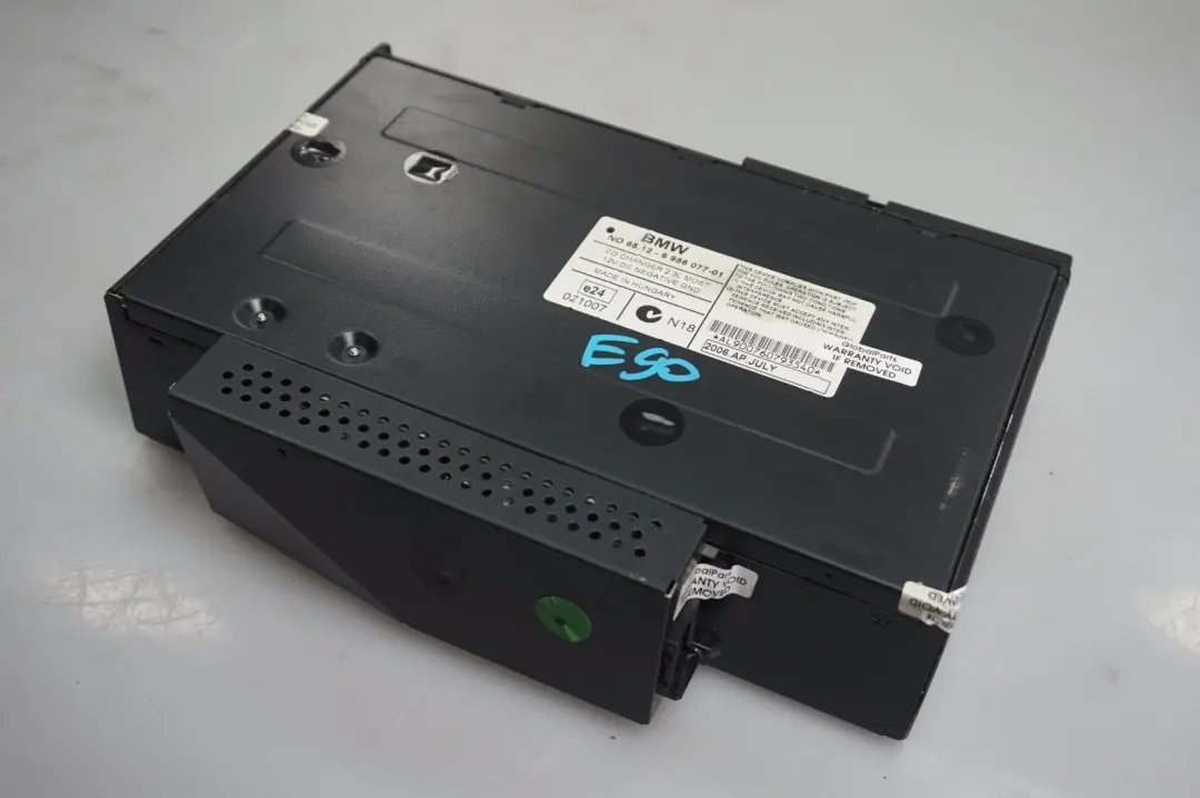 Cargador CD 6 Discos Con Cargador para BMW E81 E87 E90 E91 E92 con número de pieza 6986077 BMW E81 E87 E90 E91 E92 Cargador CD 6 Discos Con Cargador - SKU 6986077-1 - Número de pieza 6986077