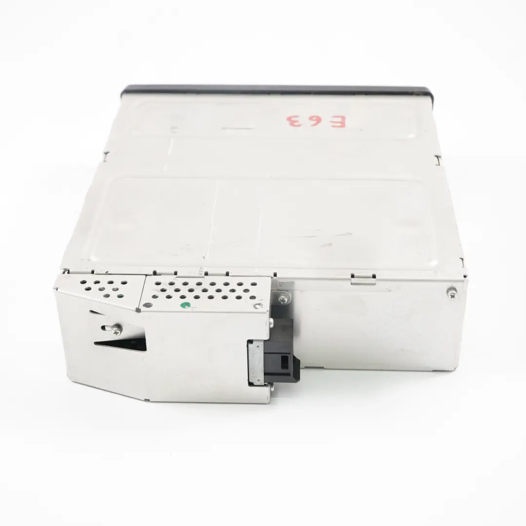 CD Changer BMW E60 E61 E63 E64 Compact CD Changing Unit 6986081 - SKU 6986081-2 - Part number 6938975