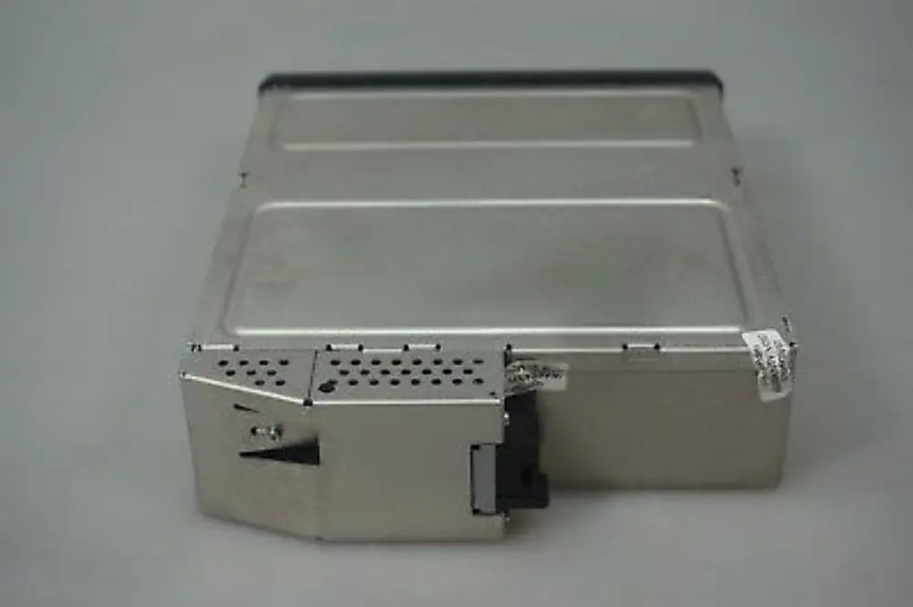 BMW E60 E61 E63 E64 6-disc Compact CD Changer with Magazine - SKU 6986081 - Part number 6986081